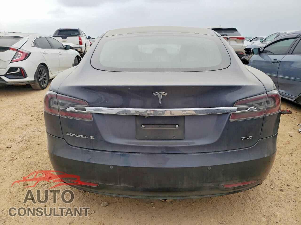 TESLA MODEL S 2018 - 5YJSA1E24JF263228
