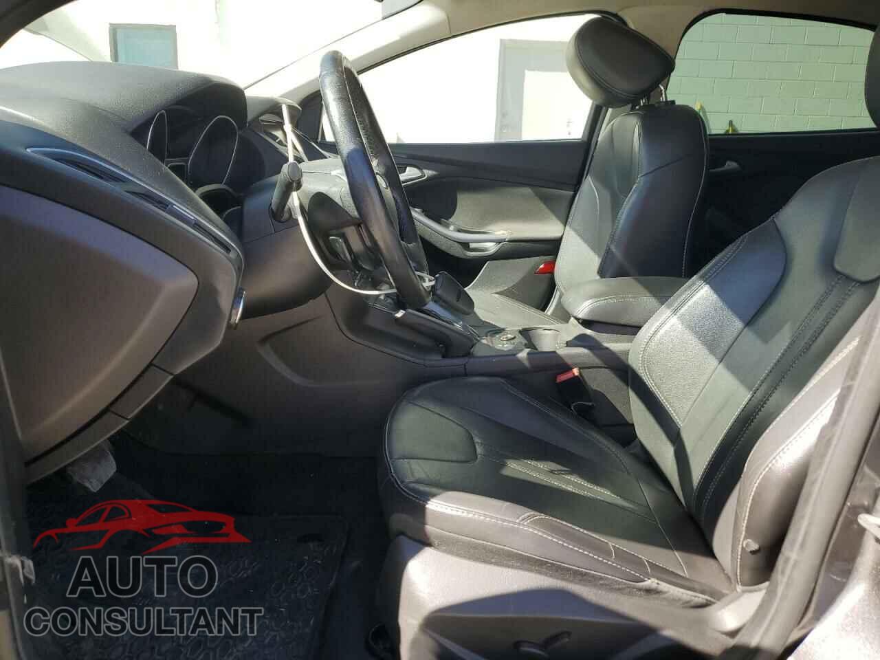 FORD FOCUS 2014 - 1FADP3N29EL224422