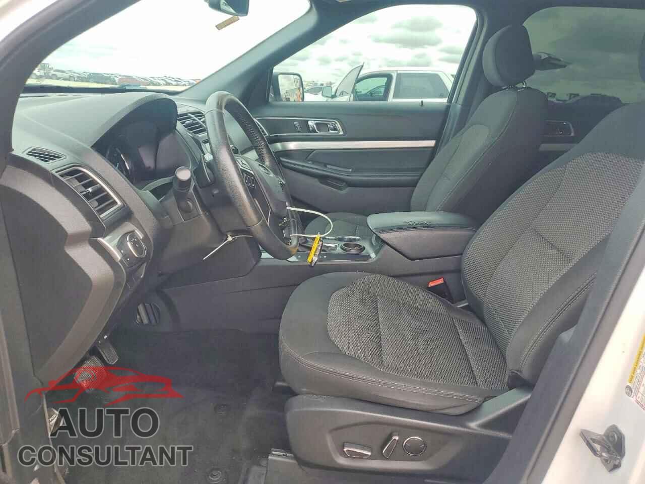 FORD EXPLORER 2017 - 1FM5K7DH7HGC20694