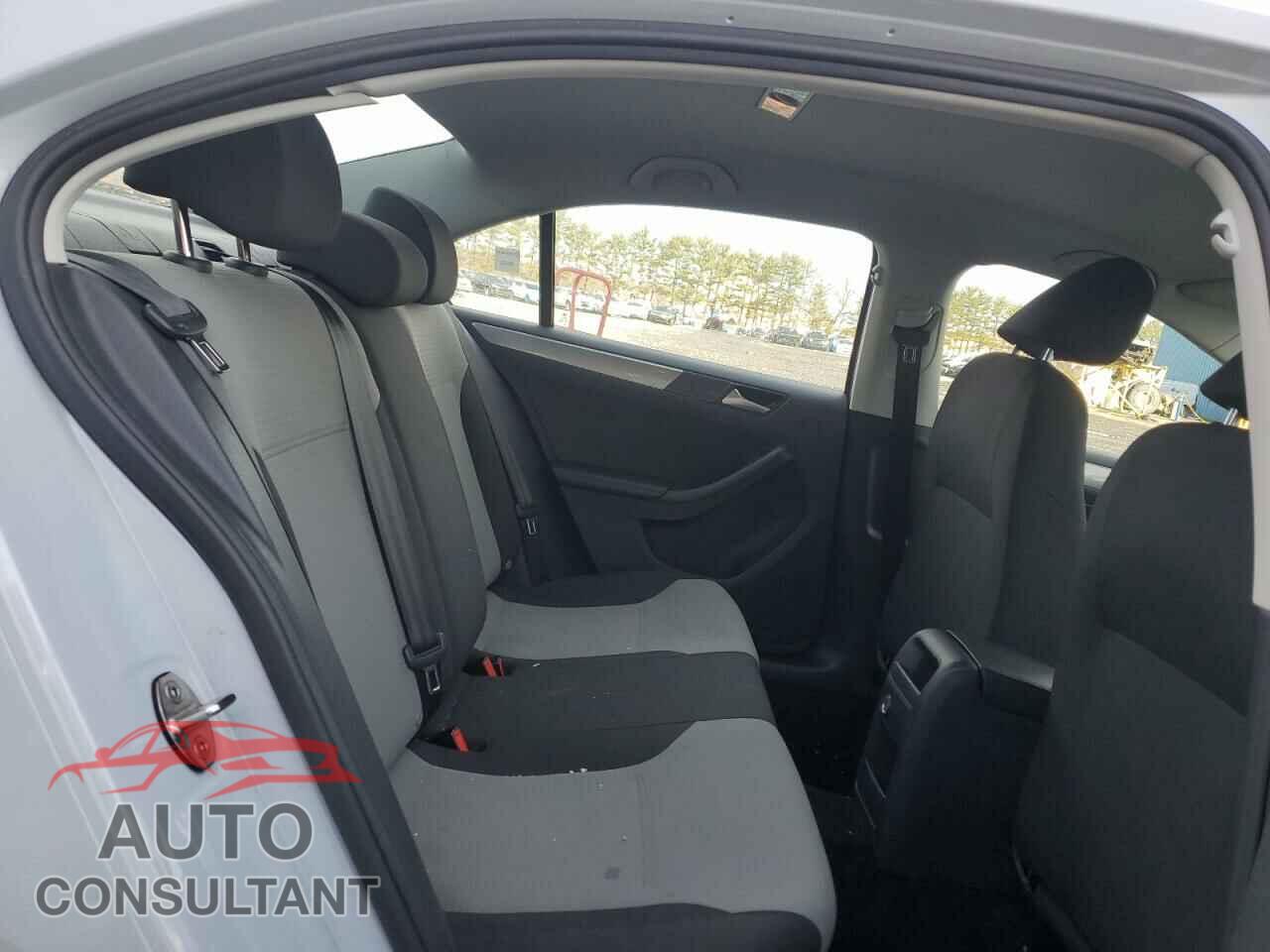 VOLKSWAGEN JETTA 2017 - 3VW2B7AJ5HM323954