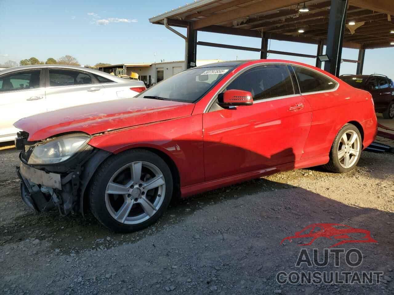 MERCEDES-BENZ C-CLASS 2013 - WDDGJ4HB1DG156169