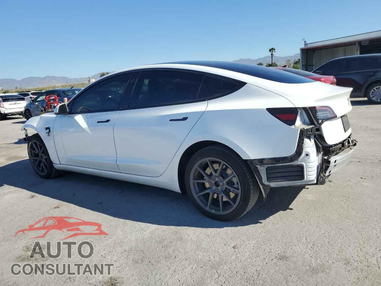 TESLA MODEL 3 2022 - 5YJ3E1EA3NF125895
