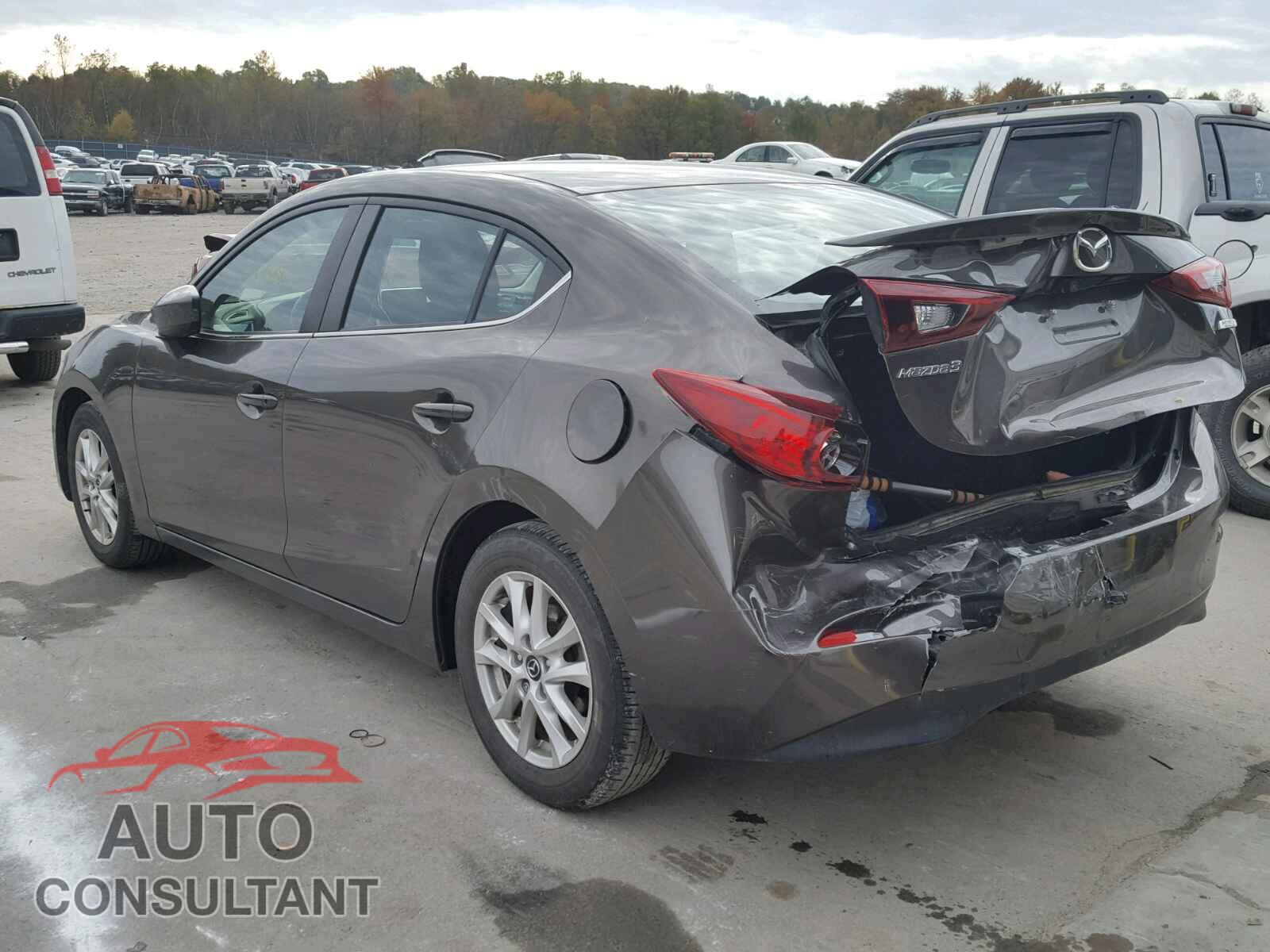 MAZDA 3 2015 - 3MZBM1V77FM144317