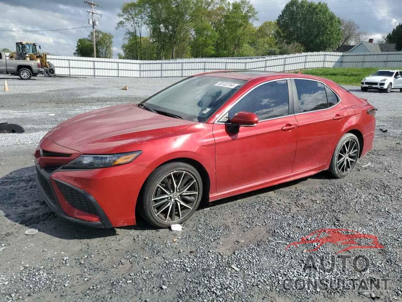 TOYOTA CAMRY 2021 - 4T1G11AK0MU421924