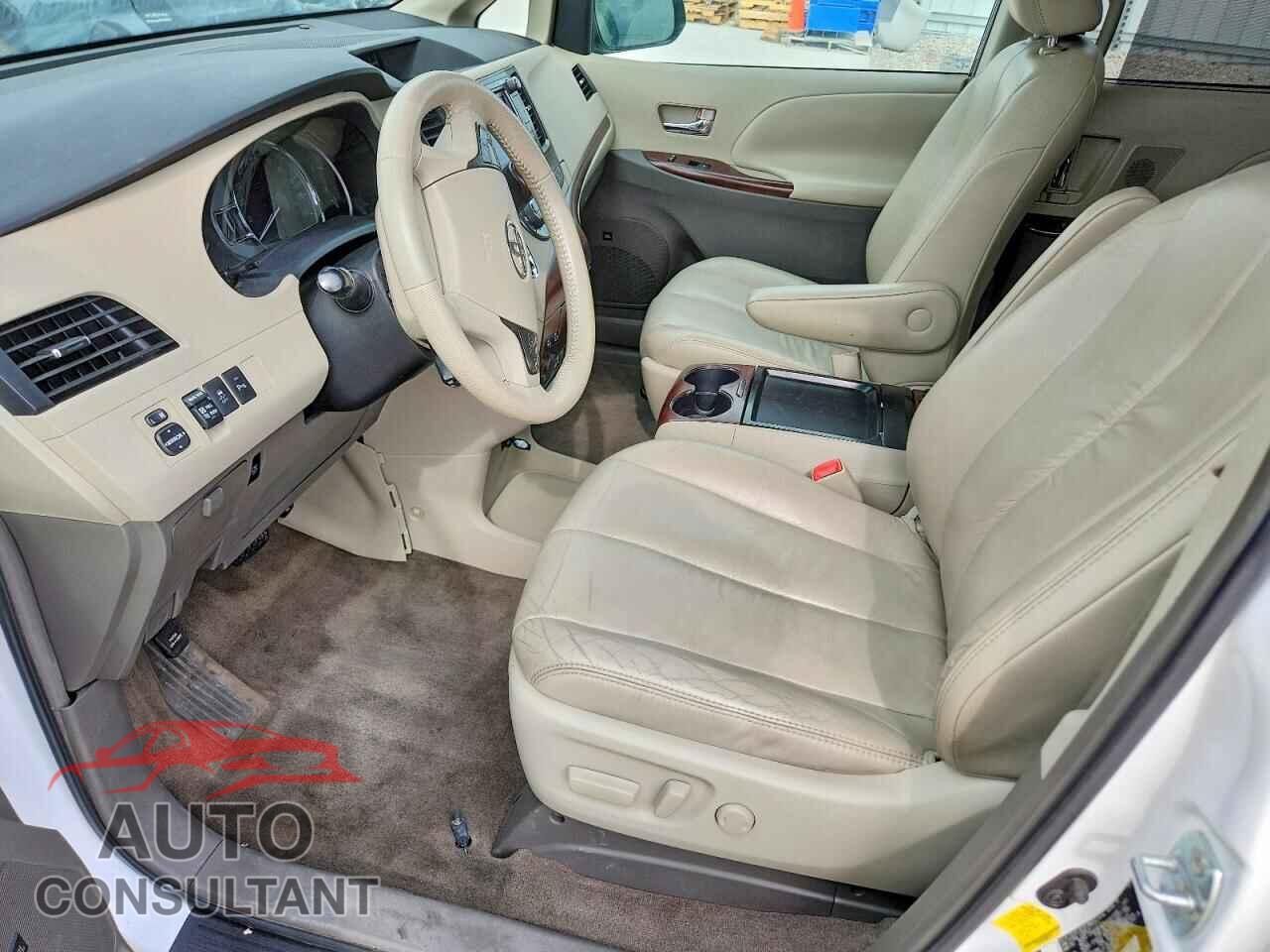 TOYOTA All Models 2011 - 5TDDK3DC9BS023973