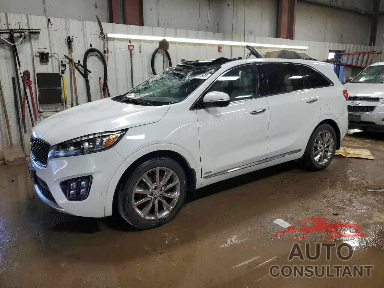 KIA SORENTO 2018 - 5XYPKDA53JG371076