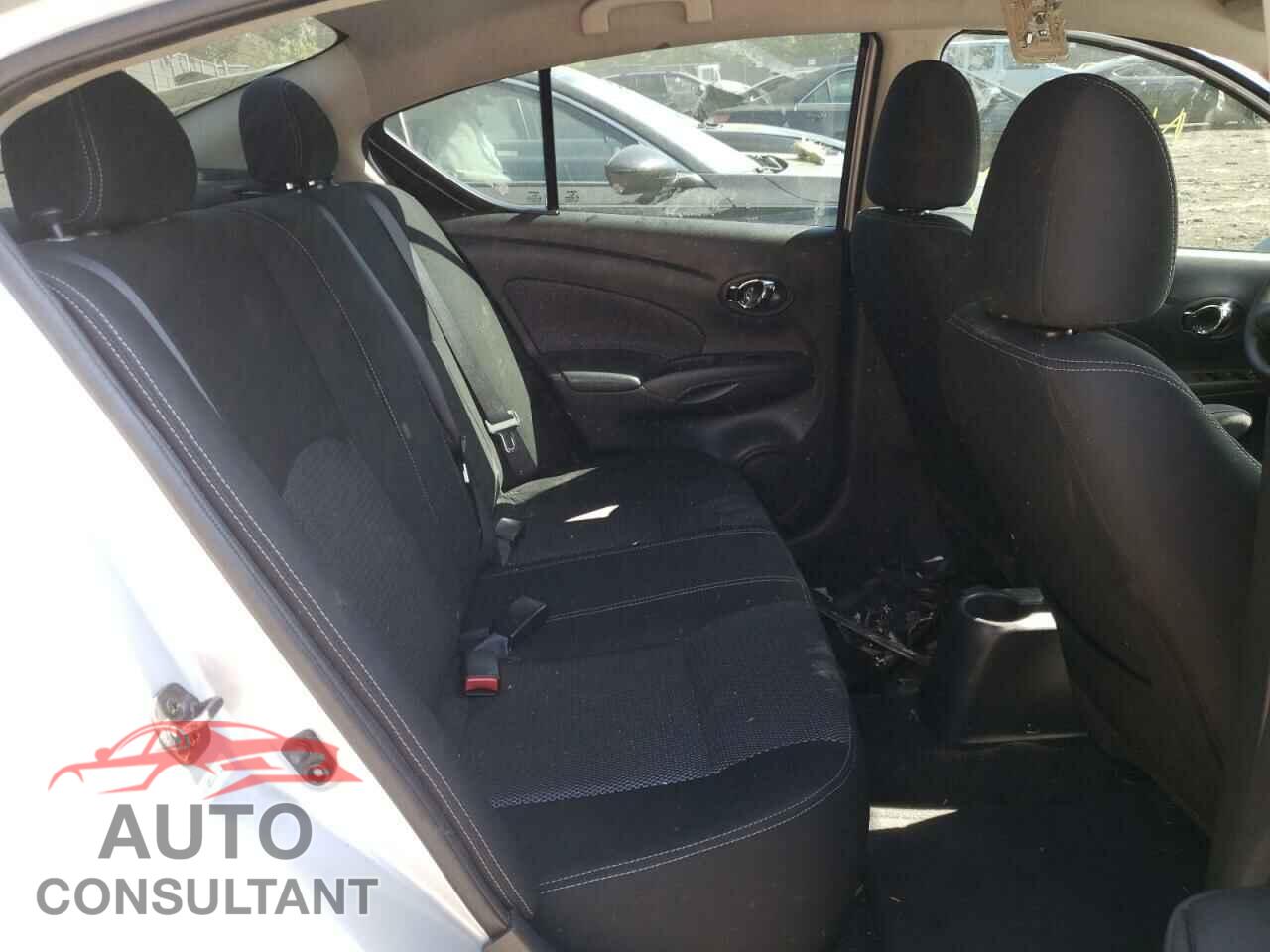 NISSAN VERSA 2019 - 3N1CN7AP3KL828460