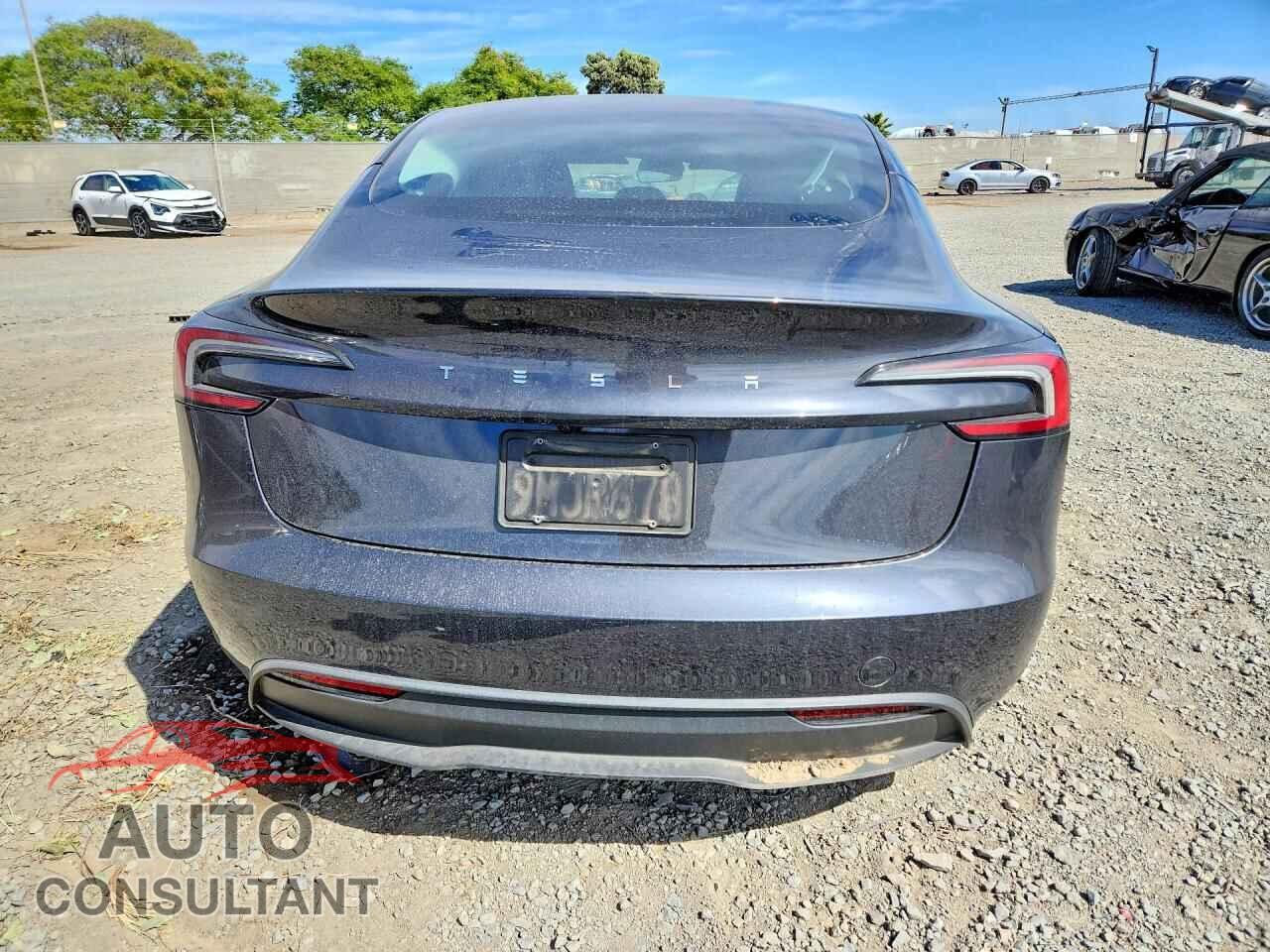 TESLA MODEL 3 2024 - 5YJ3E1EA8RF738424