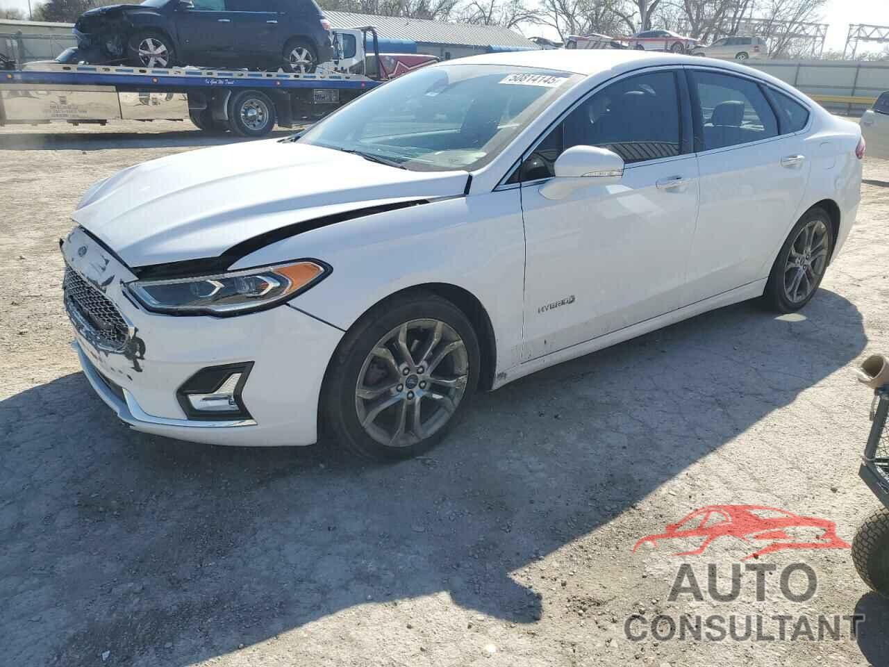 FORD FUSION 2019 - 3FA6P0RU5KR133728