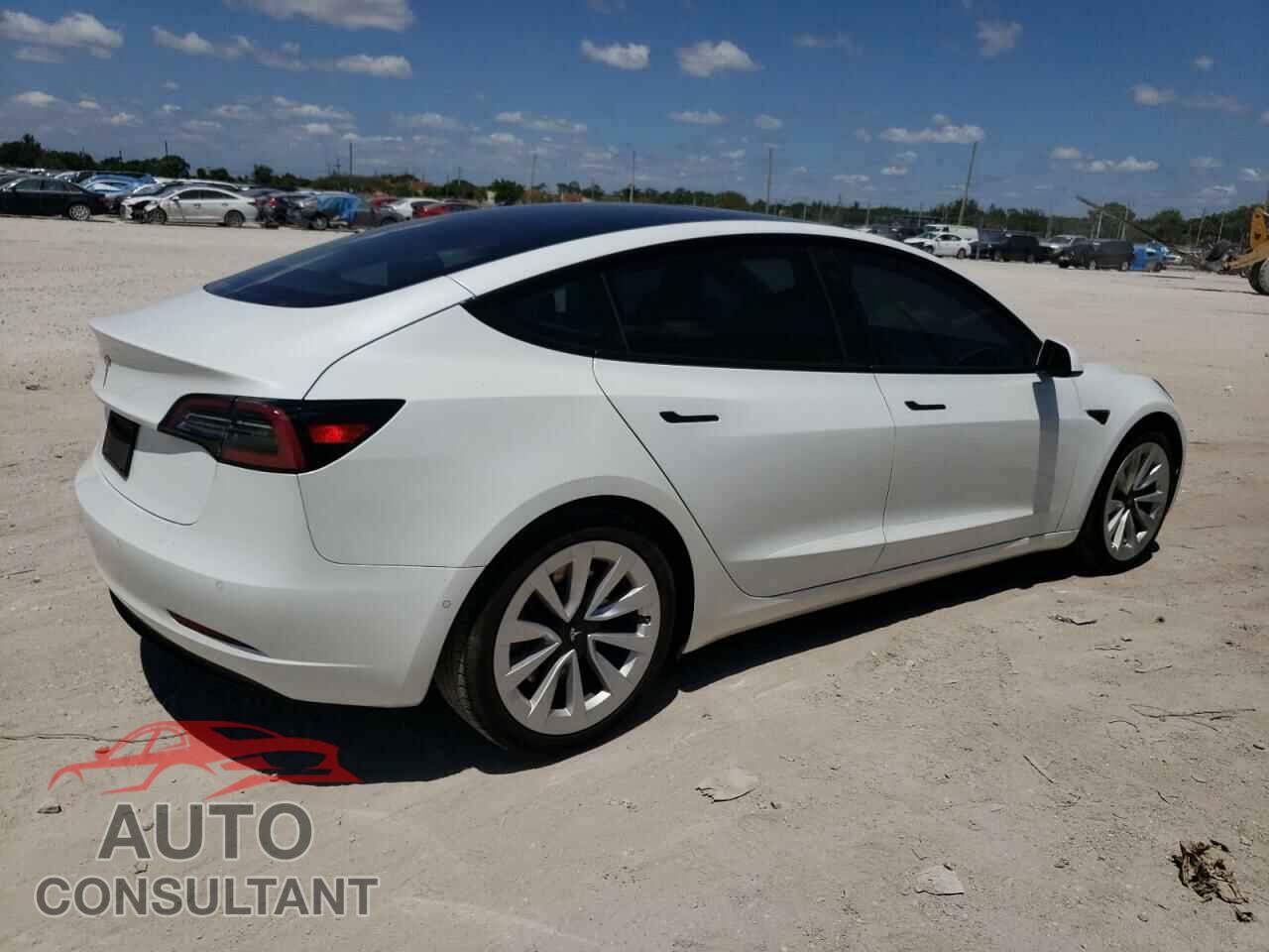 TESLA MODEL 3 2021 - 5YJ3E1EA4MF870301