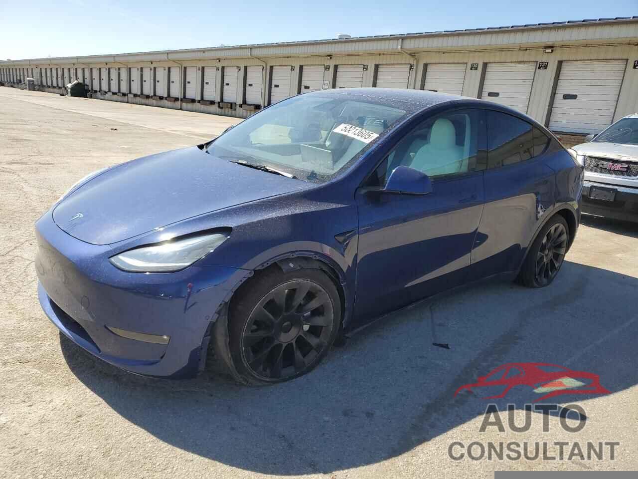 TESLA MODEL Y 2021 - 5YJYGDEEXMF210171