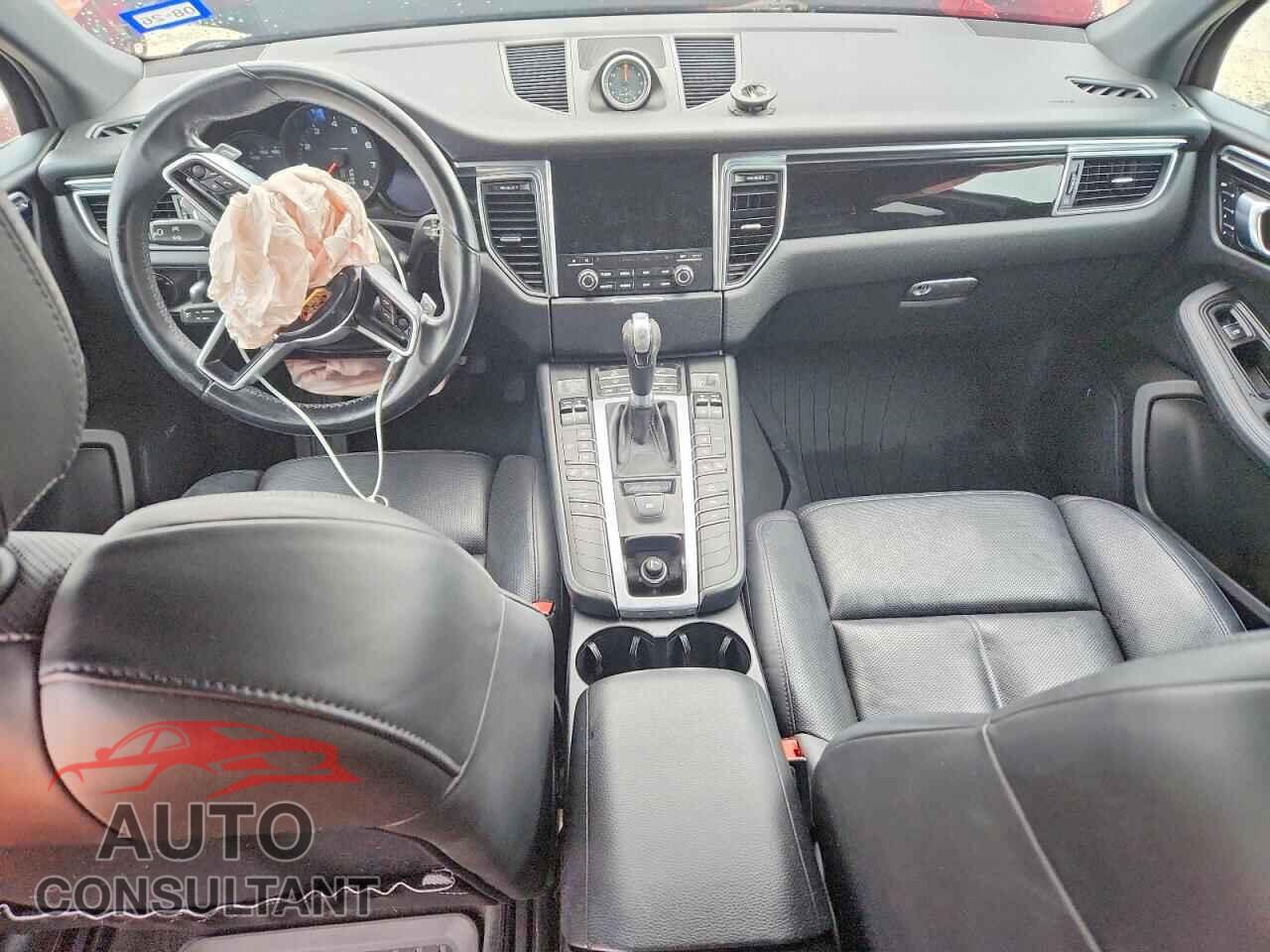 PORSCHE MACAN 2017 - WP1AA2A56HLB83422