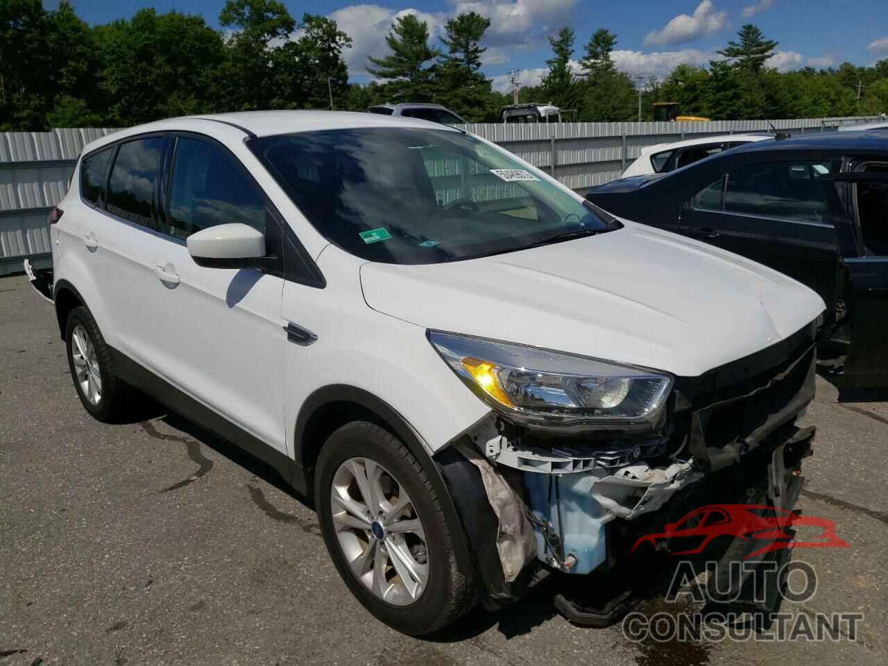 FORD ESCAPE 2017 - 1FMCU0GD6HUE63741