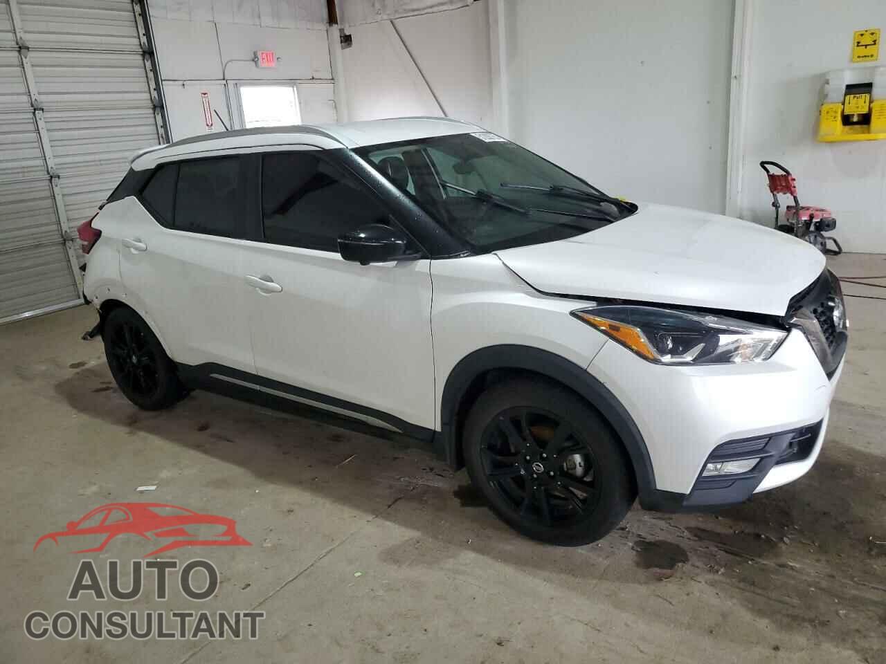 NISSAN KICKS 2019 - 3N1CP5CU3KL499809