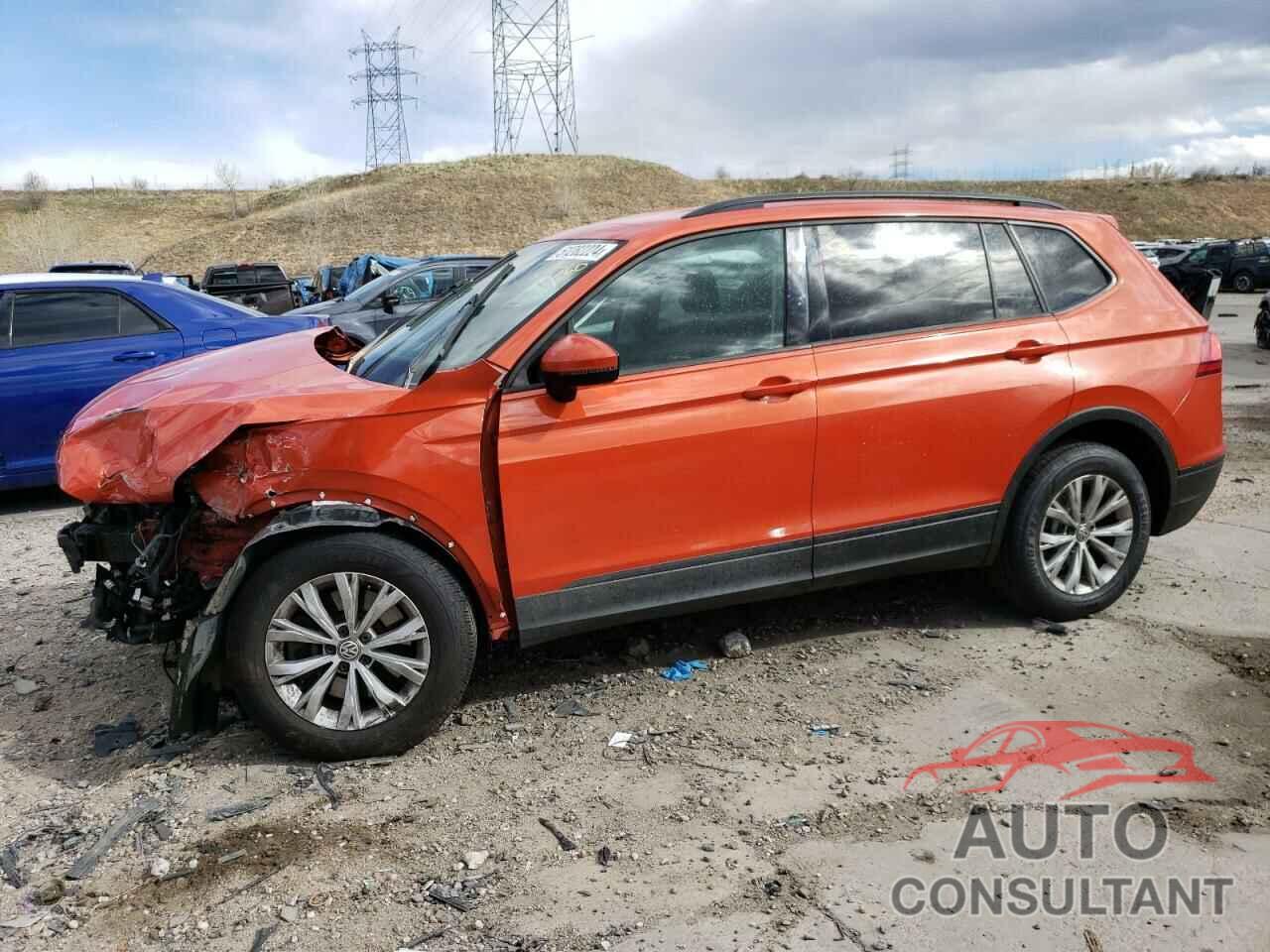 VOLKSWAGEN TIGUAN 2018 - 3VV1B7AX5JM086151