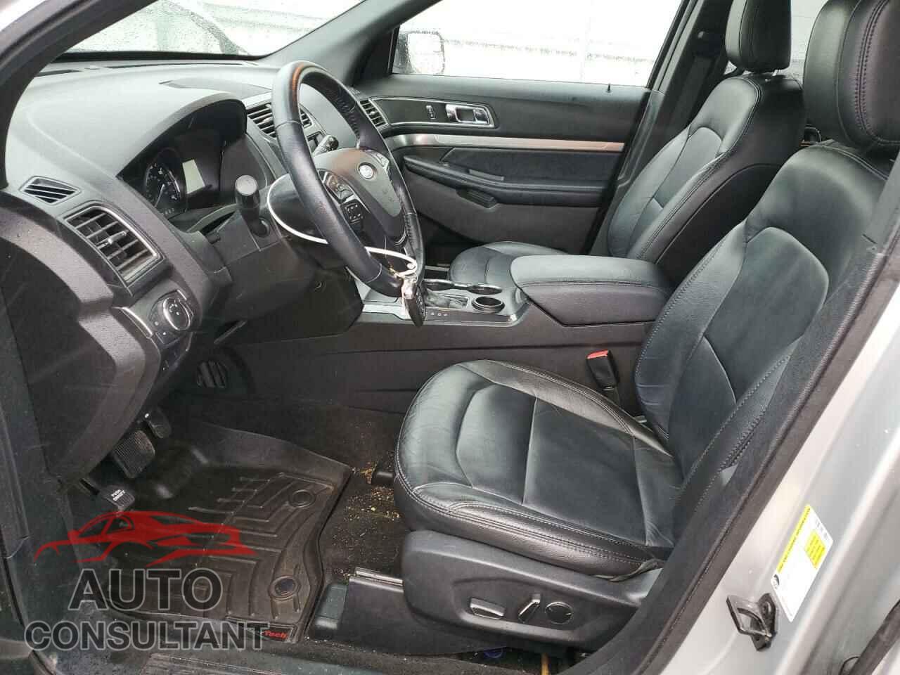 FORD EXPLORER 2018 - 1FM5K7D84JGA34326