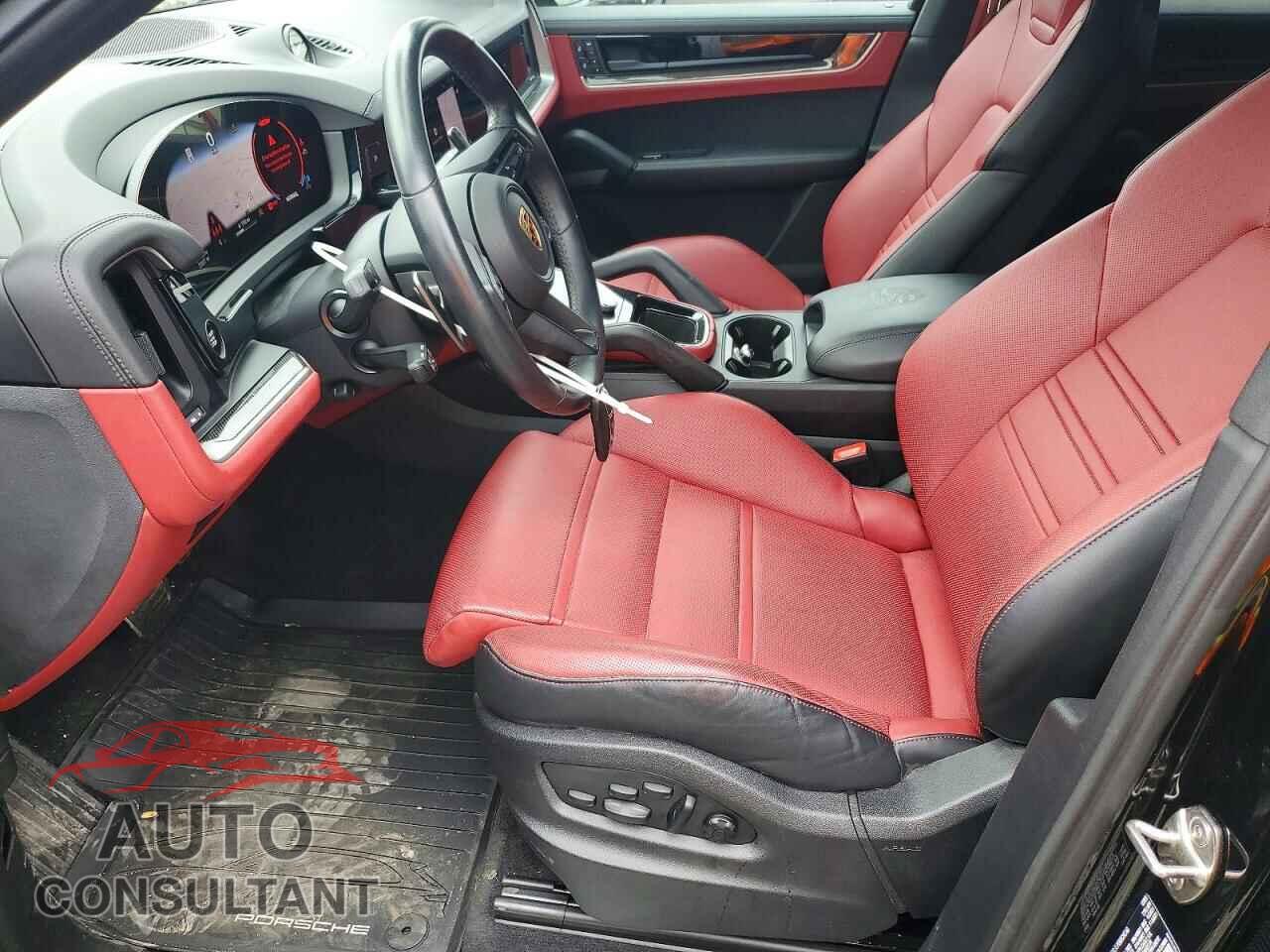 PORSCHE CAYENNE 2024 - WP1AL2AY4RDA33132