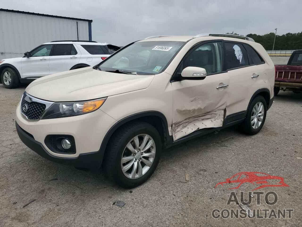 KIA SORENTO 2011 - 5XYKT4A28BG111223