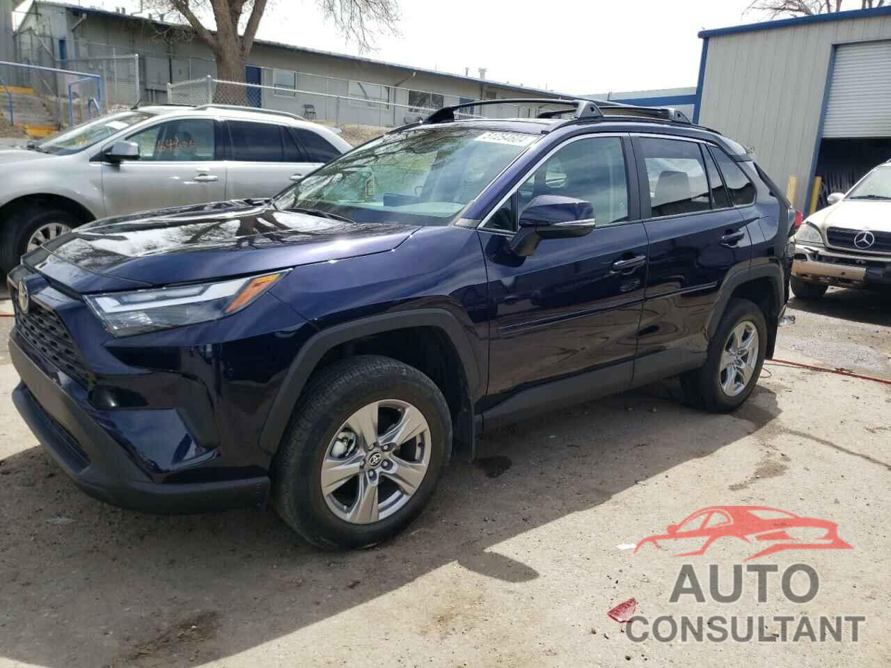 TOYOTA RAV4 2023 - 2T3P1RFV7PW388305