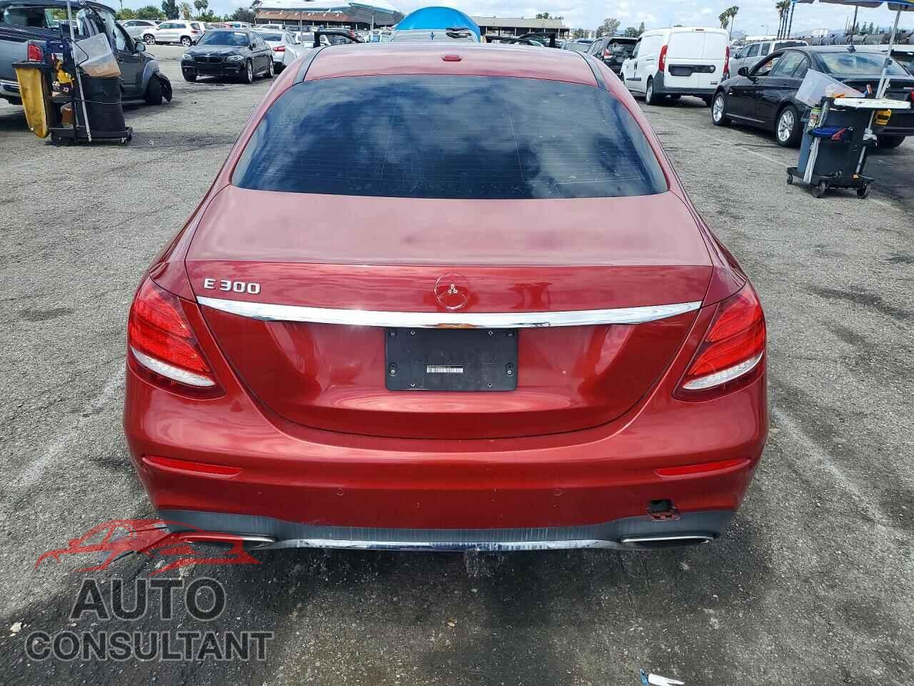 MERCEDES-BENZ E-CLASS 2017 - WDDZF4JB8HA031165