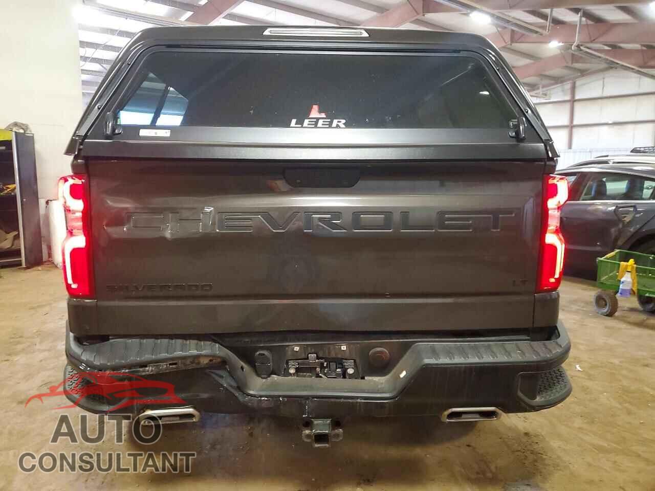 CHEVROLET SILVERADO 2021 - 1GCPYFED2MZ201146