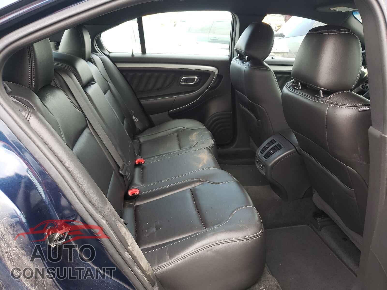 FORD TAURUS 2017 - 1FAHP2E86HG106261
