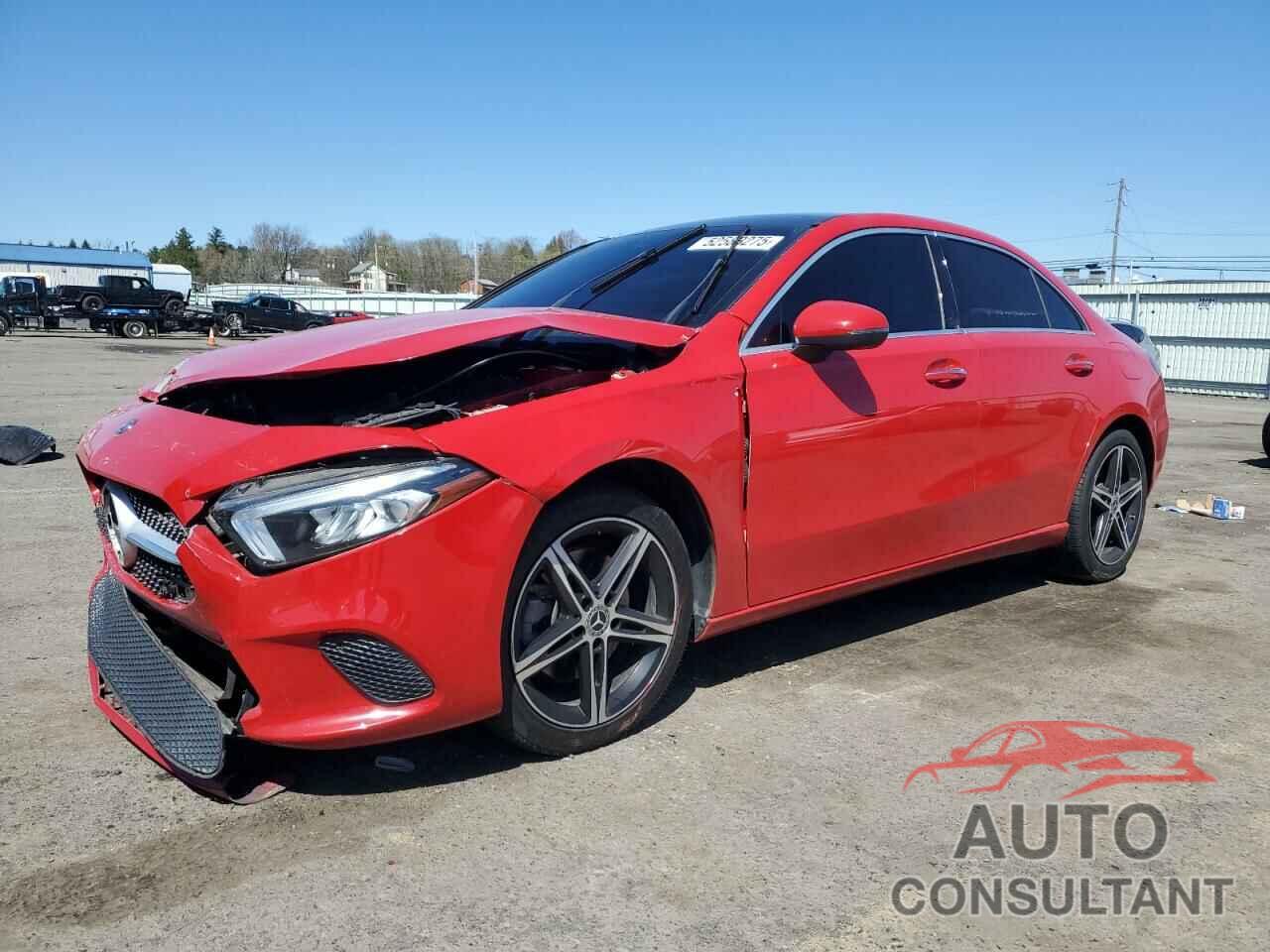 MERCEDES-BENZ A-CLASS 2019 - WDD3G4EB9KW023082