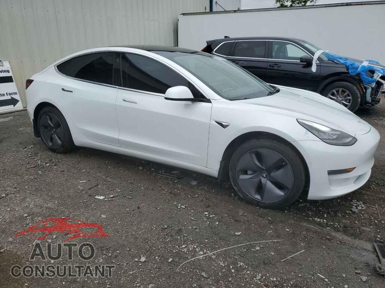 TESLA MODEL 3 2019 - 5YJ3E1EB3KF511821