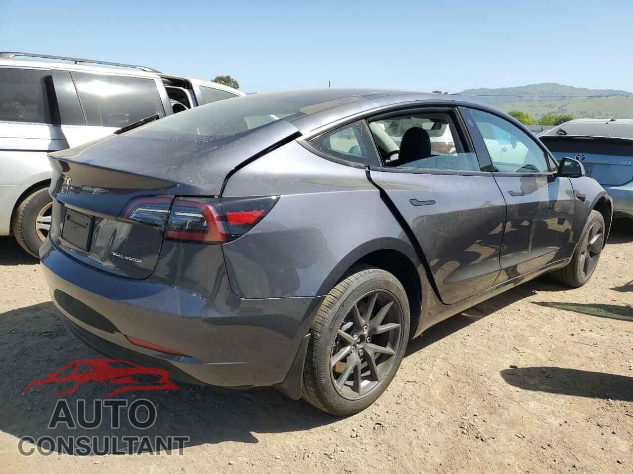 TESLA MODEL 3 2023 - 5YJ3E1EB4PF658897