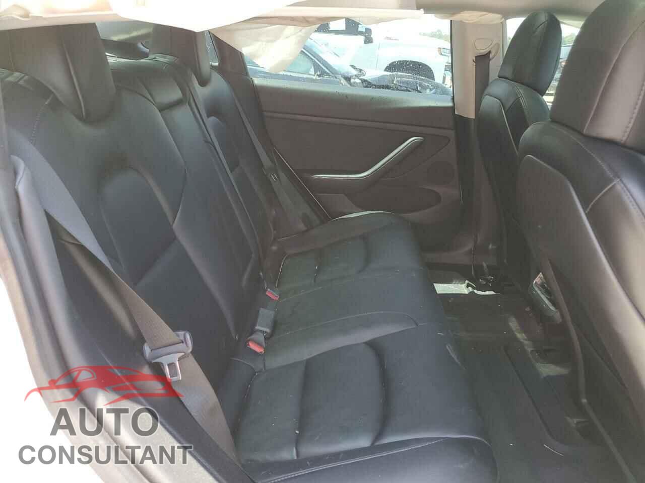 TESLA MODEL 3 2021 - 5YJ3E1EC8MF020379