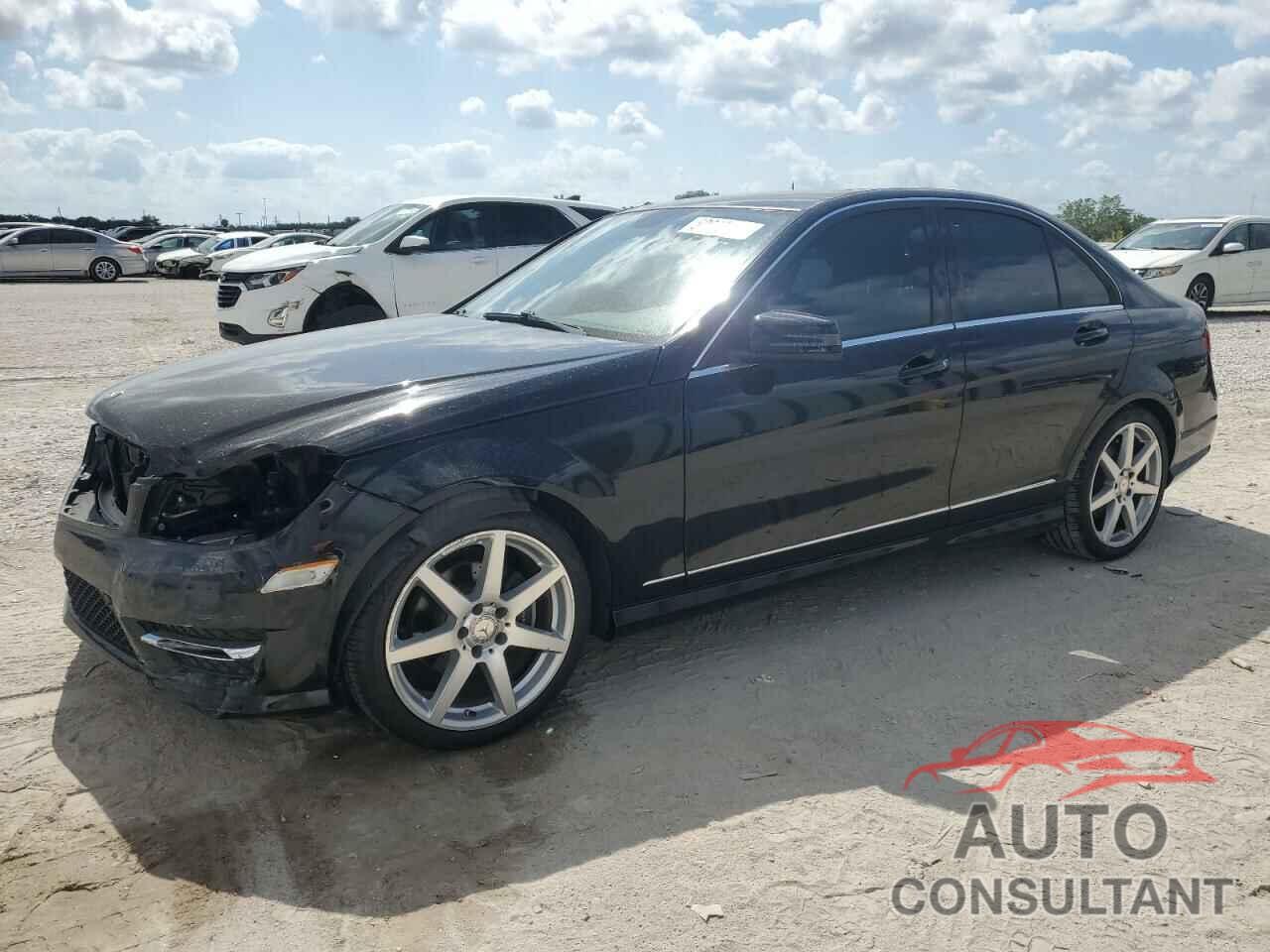 MERCEDES-BENZ C-CLASS 2014 - WDDGF4HBXEA962789