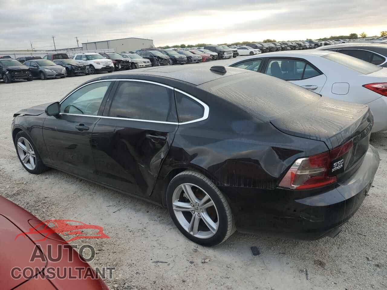 VOLVO S90 2018 - LVY982AK2JP019985