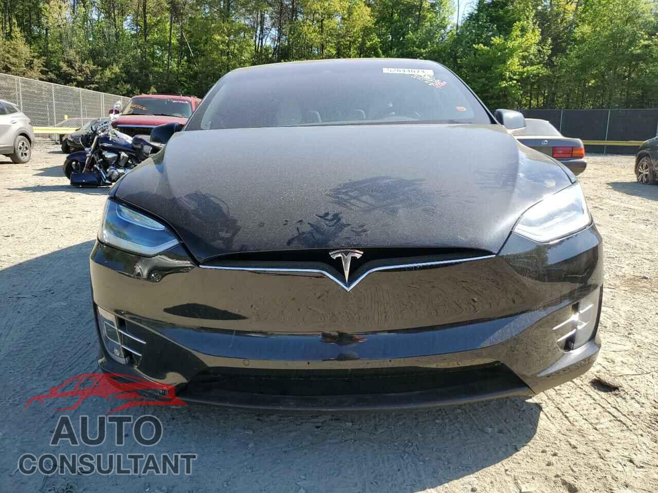 TESLA MODEL X 2016 - 5YJXCBE23GF010786