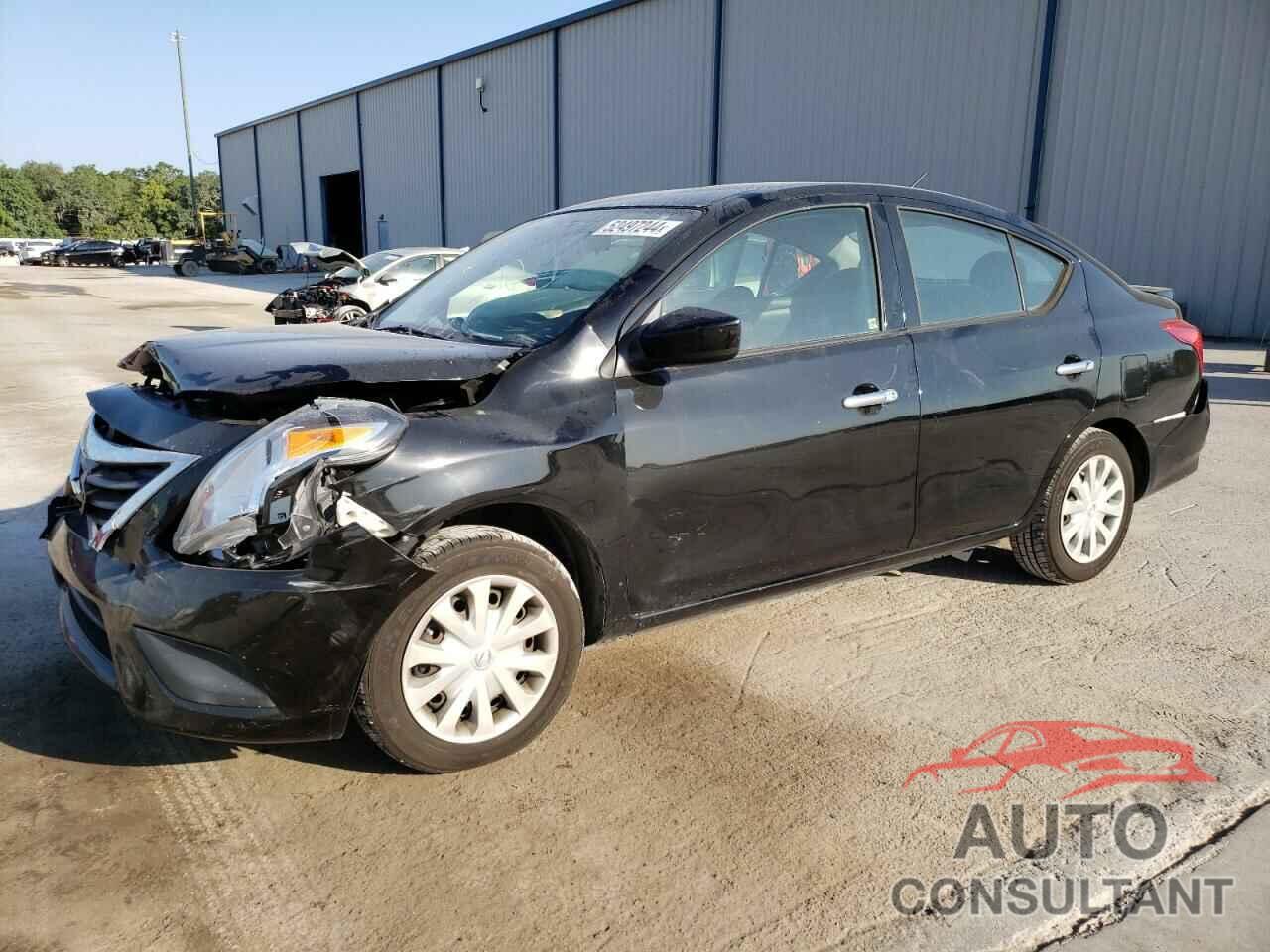 NISSAN VERSA 2018 - 3N1CN7AP1JL874013