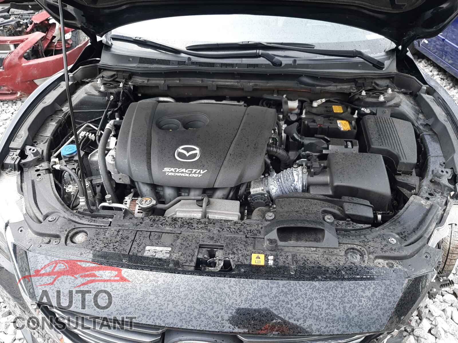 MAZDA 3 2017 - JM1GL1W56H1146455