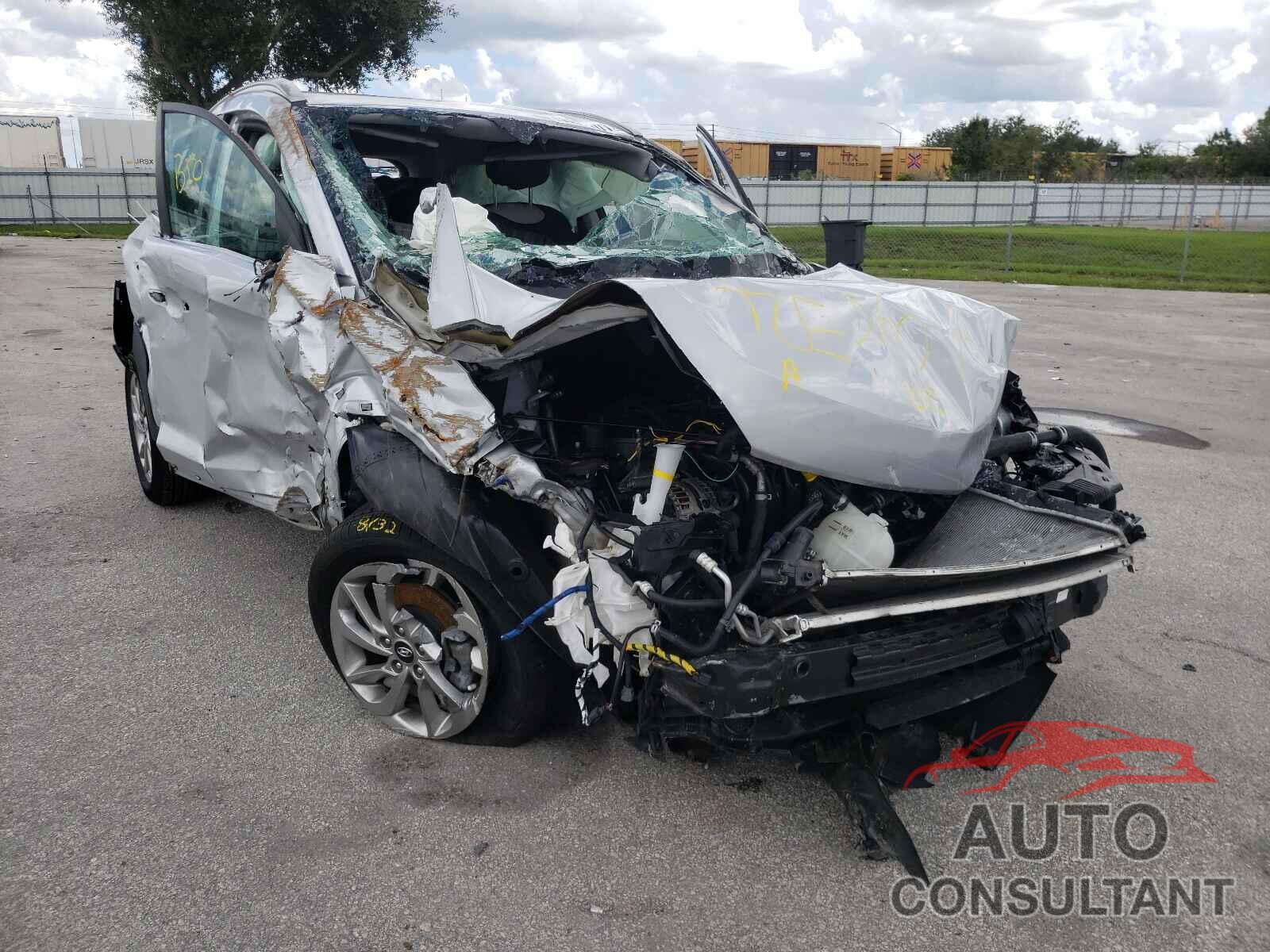 HYUNDAI TUCSON 2018 - KM8J33A44JU709499
