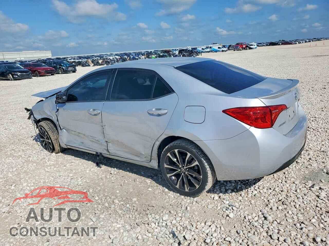 TOYOTA COROLLA 2017 - 5YFBURHEXHP643510