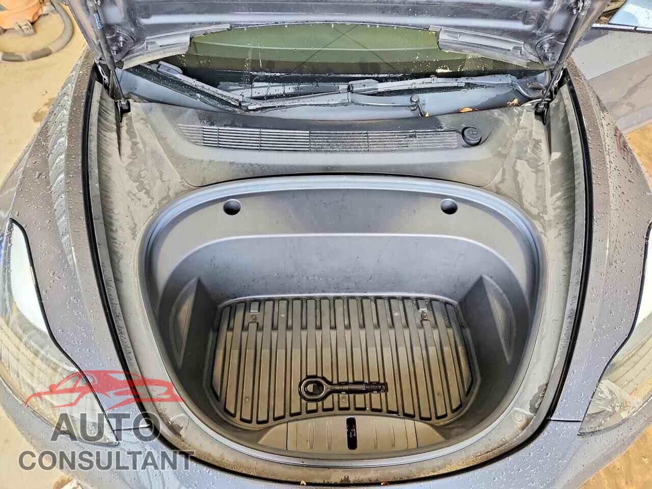 TESLA MODEL 3 2022 - 5YJ3E1EA5NF372111
