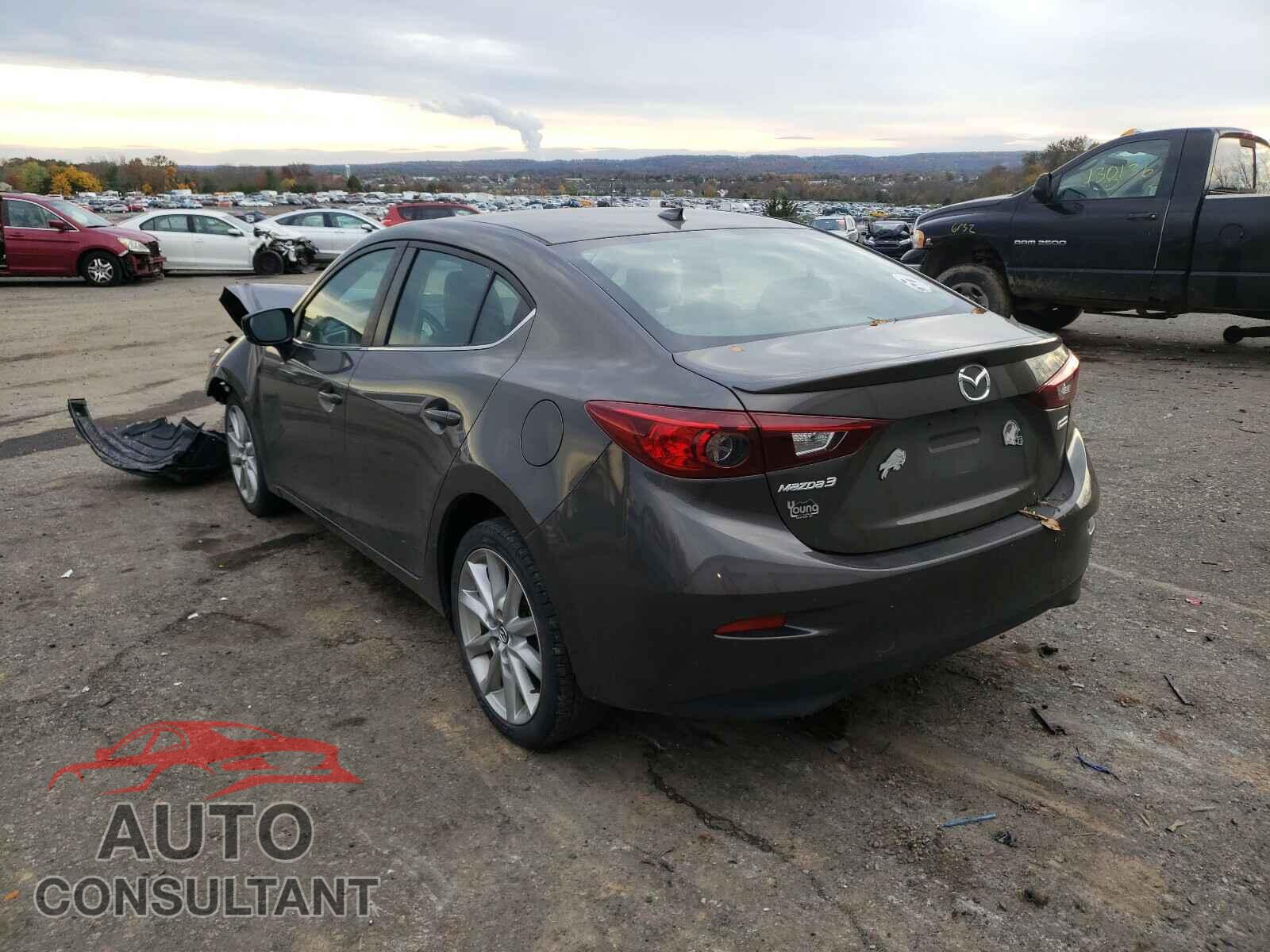 MAZDA 3 2017 - 3MZBN1V75HM122039
