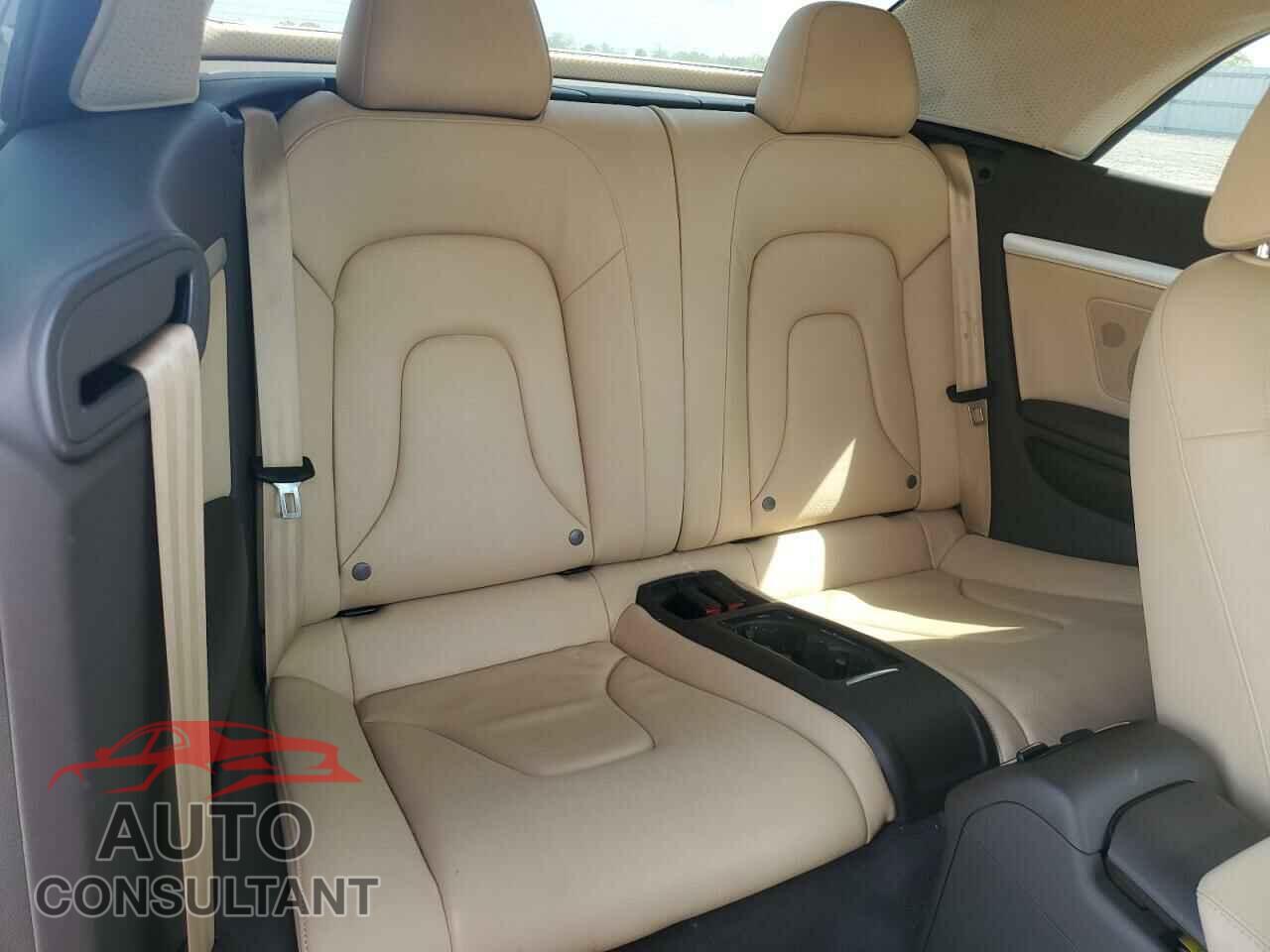 AUDI A5 2015 - WAUCFAFH2FN002646