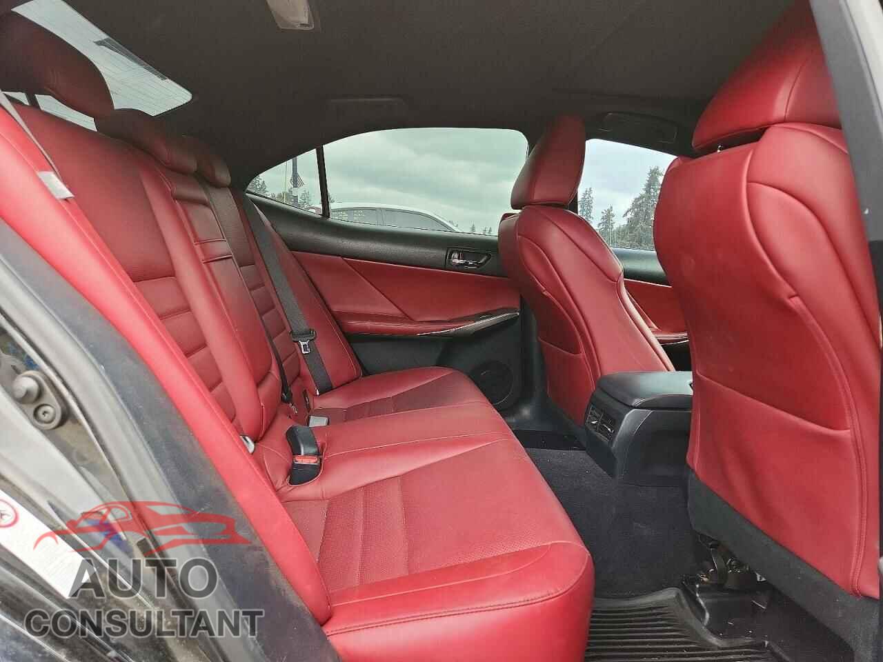 LEXUS IS 2014 - JTHBF1D22E5040095
