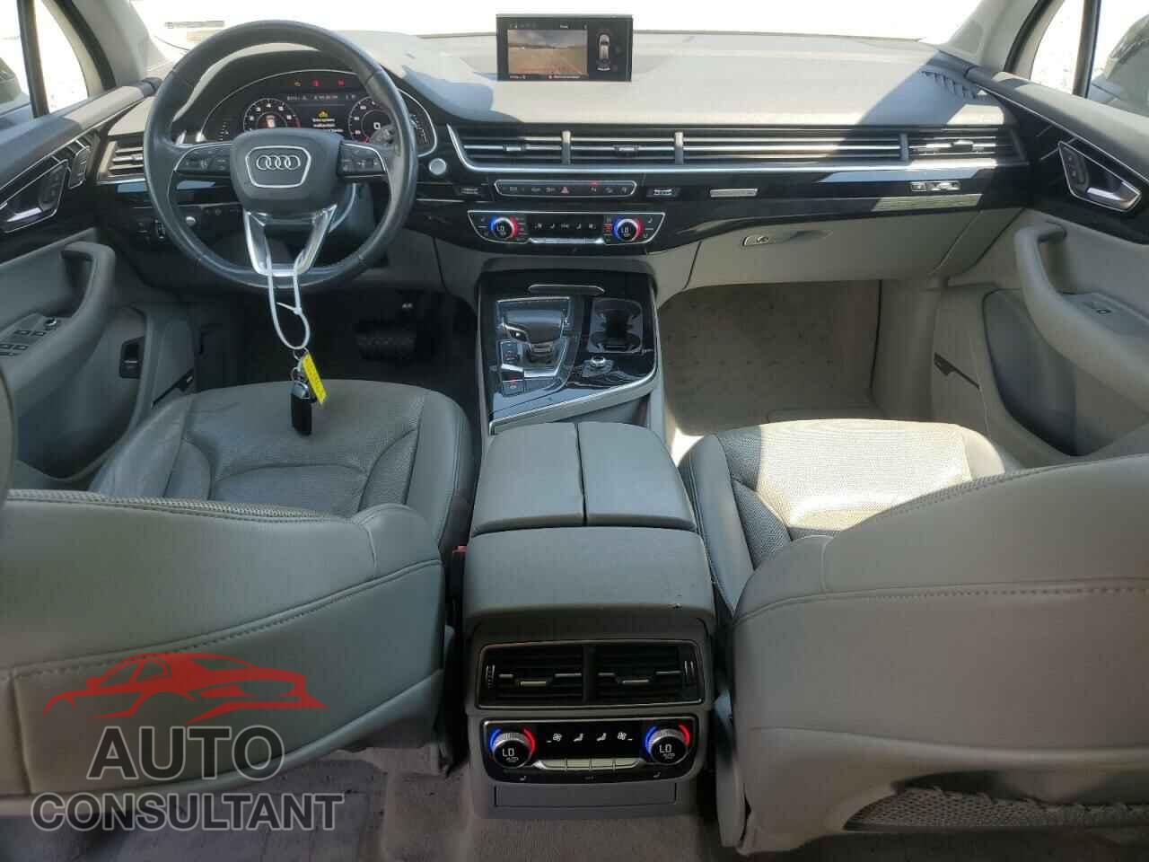 AUDI Q7 2017 - WA1VAAF76HD050722