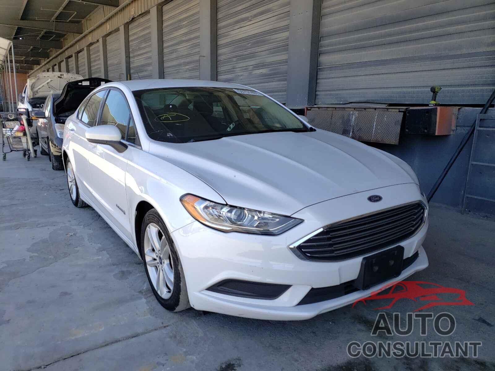 FORD FUSION 2018 - 3FA6P0LU3JR132438