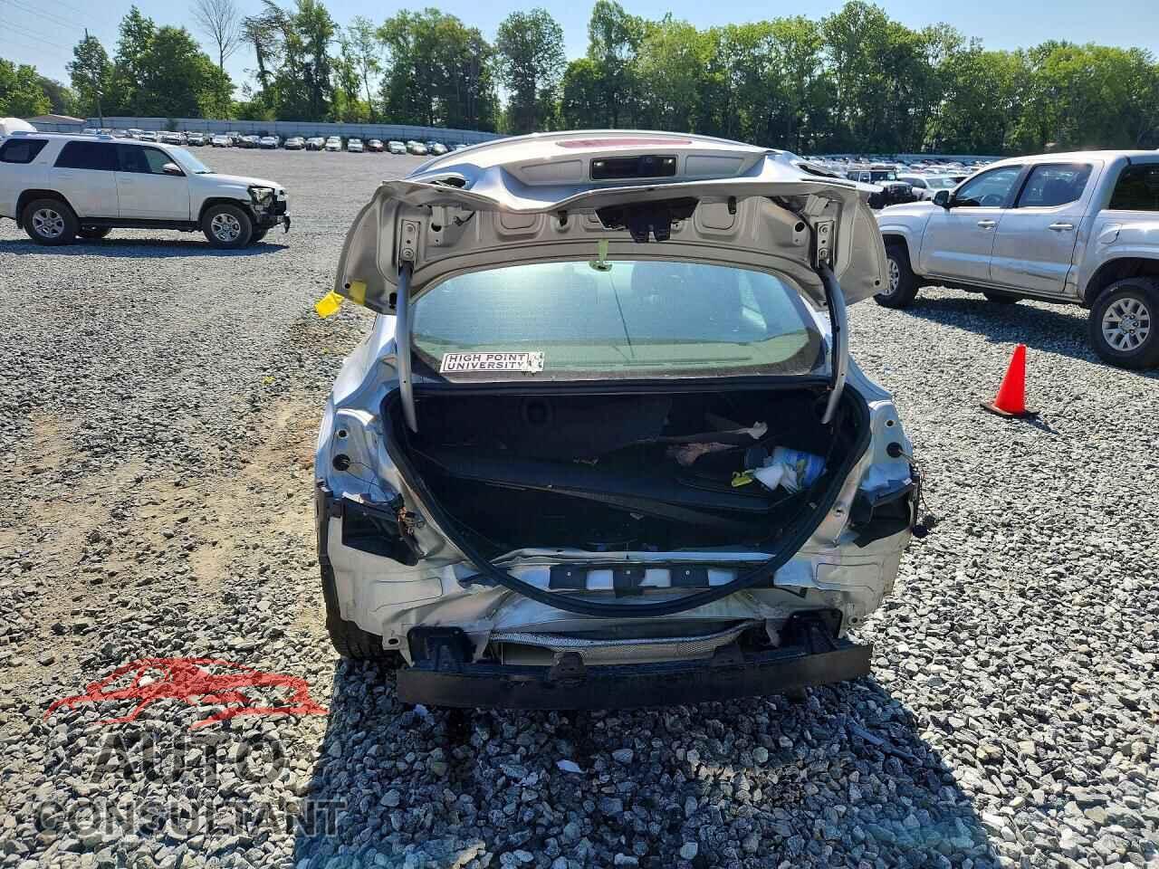 FORD FOCUS 2015 - 1FADP3F26FL291690