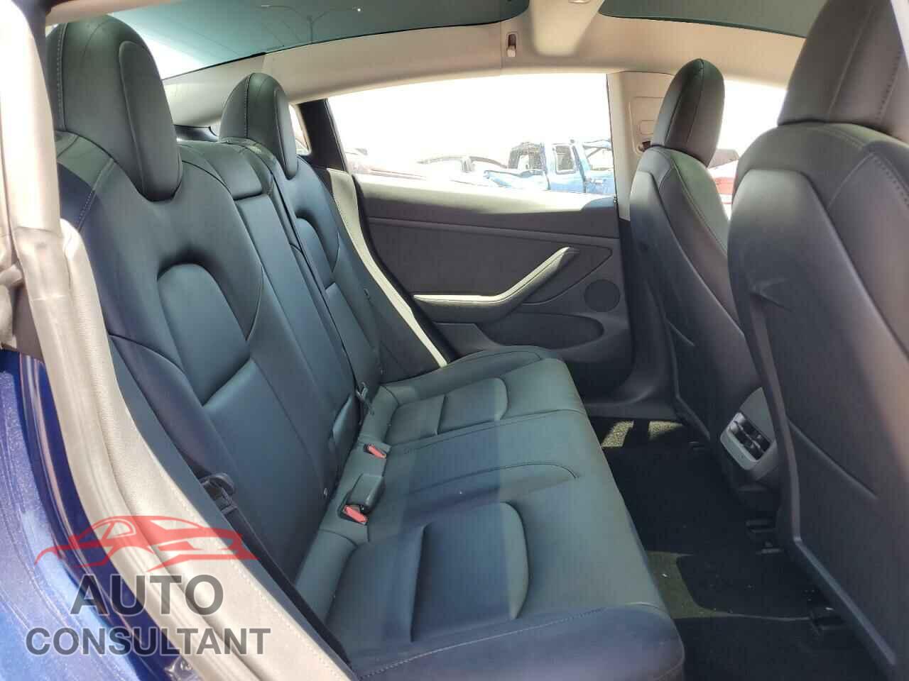 TESLA MODEL 3 2022 - 5YJ3E1EB5NF263110