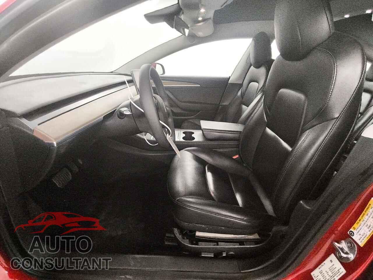 TESLA MODEL 3 2022 - 5YJ3E1EA8NF304093