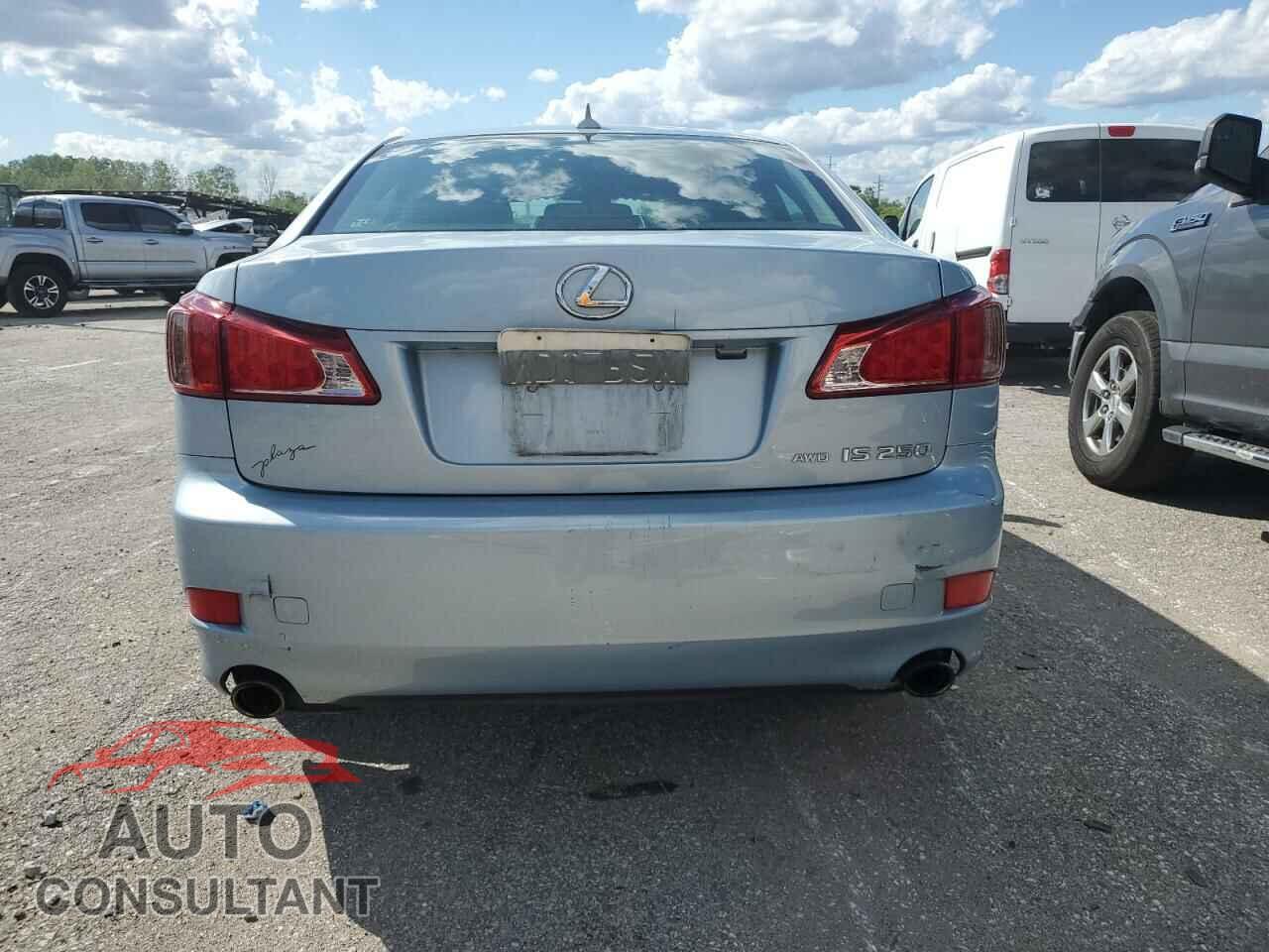 LEXUS IS 2011 - JTHCF5C22B5048190