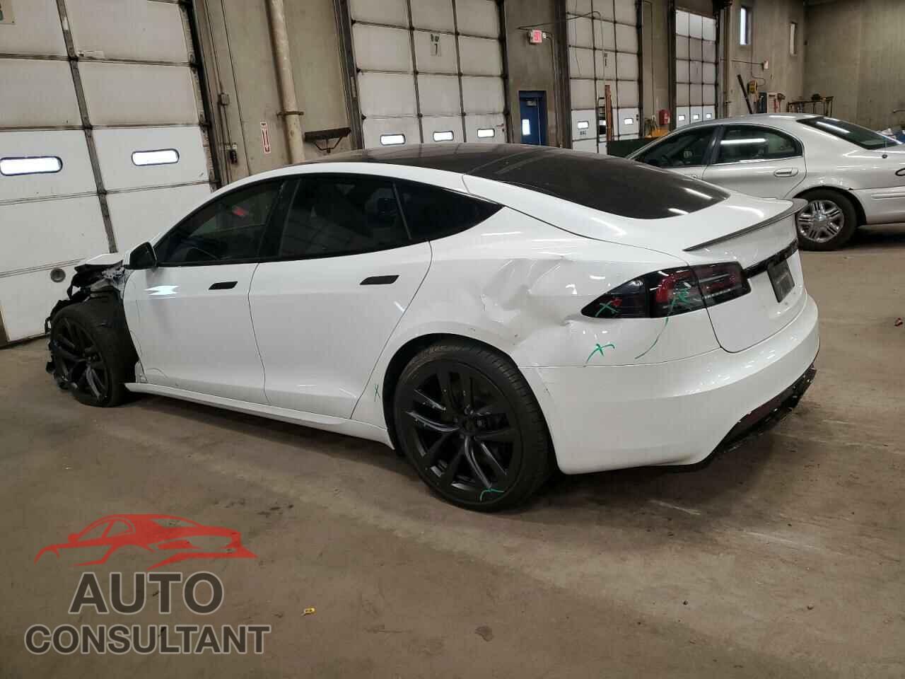 TESLA MODEL S 2023 - 5YJSA1E5XPF520265