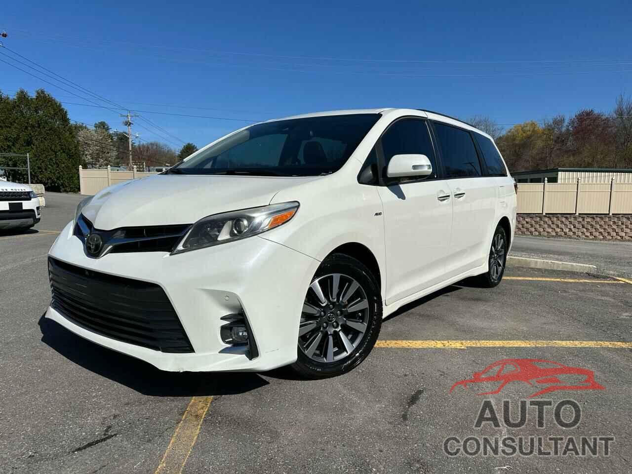 TOYOTA All Models 2018 - 5TDDZ3DCXJS208107