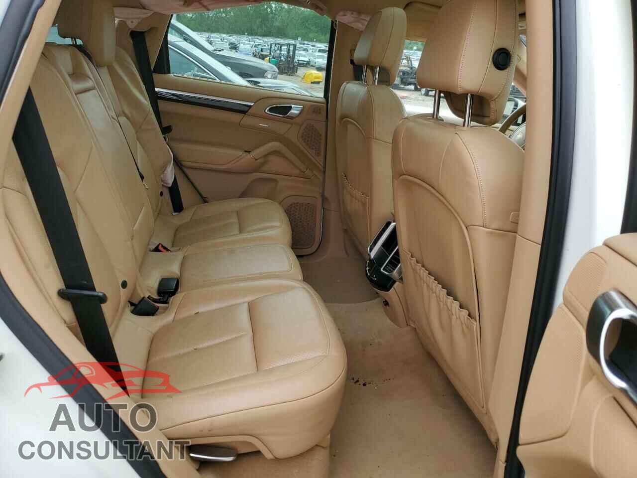 PORSCHE CAYENNE 2012 - WP1AB2A28CLA41231